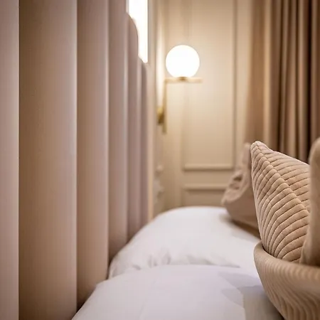 Marmara Small Luxury Florence